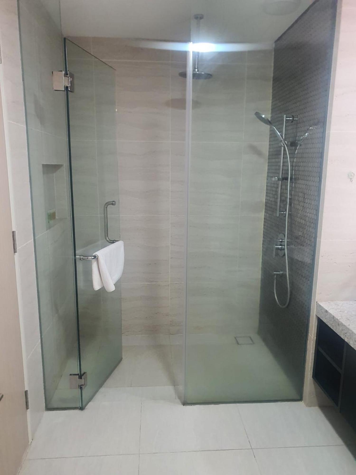 Klcc Beyond Hospitality Suites Star Κουάλα Λουμπούρ Εξωτερικό φωτογραφία